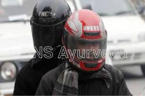 Cleaning helmet | सेहत दुरुस्त रखना है तो हेल्मेट की सफाई है ज़रूरी