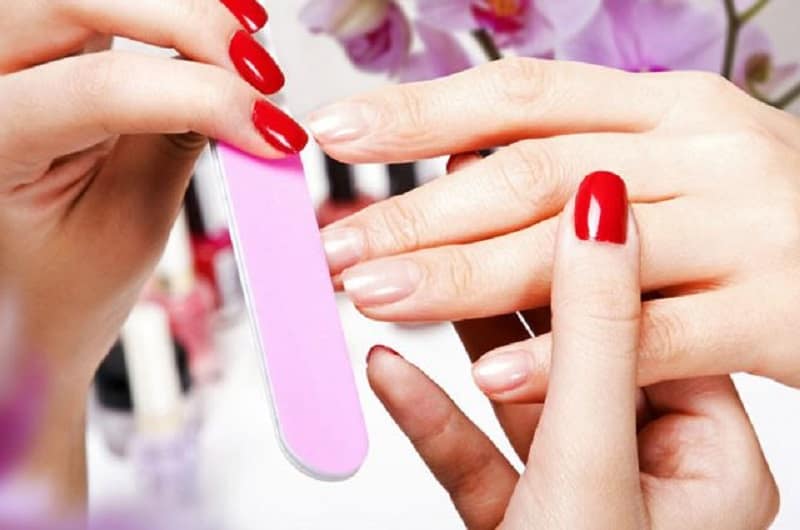 nail parlor workers are in danger of cancer